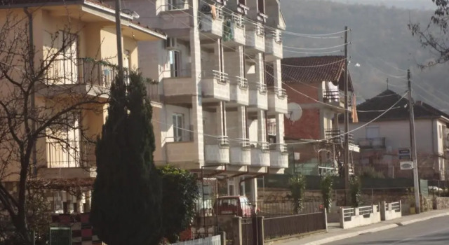 Апартаменты с видом на озеро Apartmani BAKULE
