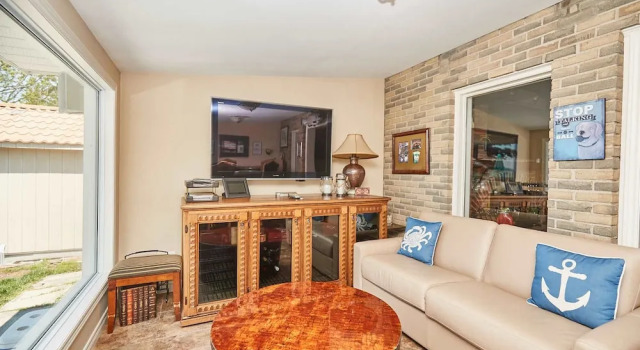 Niagara Lakefront Charm, Varaa Hotelli  