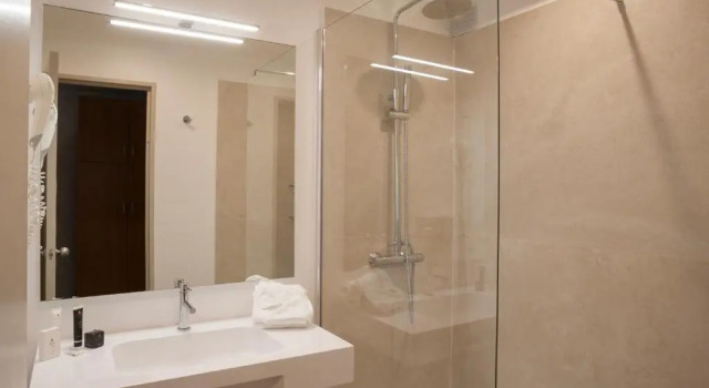 Двухместный номер Comfort с видом на реку Apogia Paris
