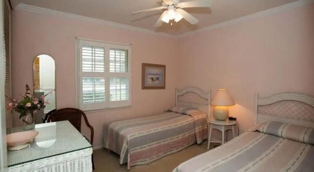 Hollybourne II by Jekyll Realty, Boek Hotel Hotels in Jekyll Island met parkeren, Parkeren