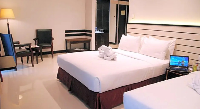 Номер Deluxe Pacific Palace Hotel