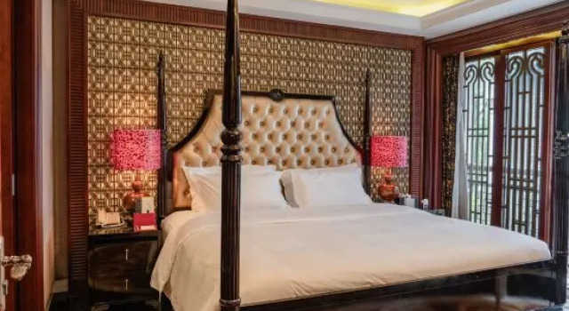 Executive- suite Eden Clubhouse