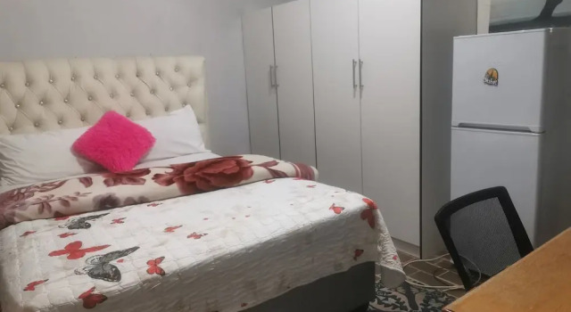 Номер Comfort Golden gate guesthouse 0787391431