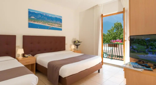 Трёхместный номер Standard Hotel La Pace