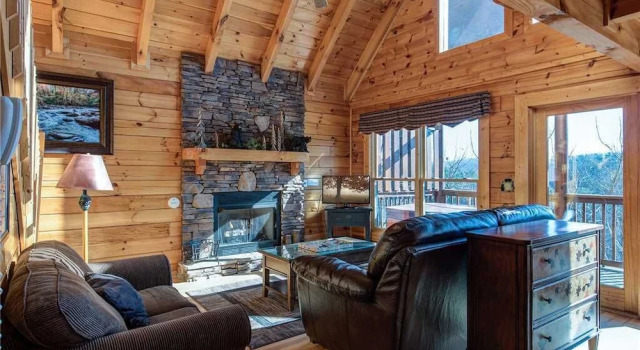 Aspens Envy 4 Bedroom Home with Mountain View