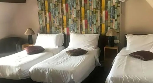 Четырёхместный номер Standard Tregonholme Hotel