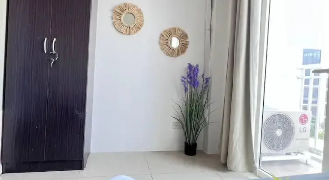 Номер Comfort с частичным видом на море Shore Residences