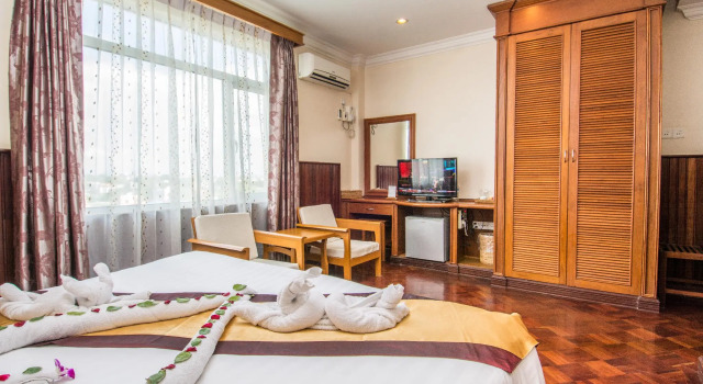 Camera Deluxe con vista sul fiume Ayarwaddy River View Hotel
