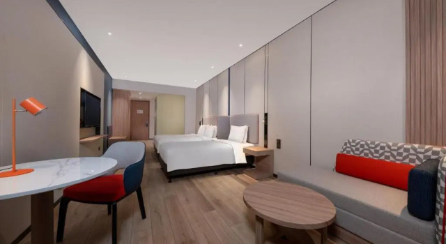 Трёхместный номер Standard Holiday Inn Express Shanghai Pujiang by IHG