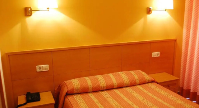 Двухместный номер Economy Hotel Santa Faz