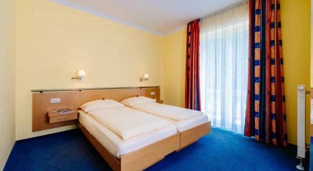 Двухместный номер Standard Hotel Graf Lehndorff zur Messe