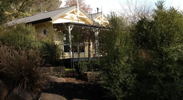 Номер Standard 3 Kings Bed and Breakfast
