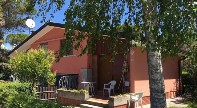 Вилла Barbara in Bibione With 2 Bedrooms and 1 Bathrooms