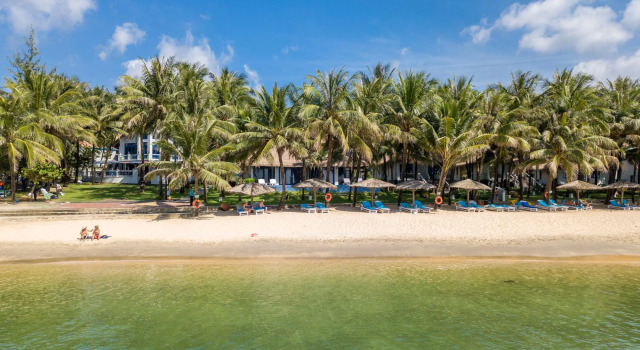 Двухместный номер Deluxe с видом на сад LAzure Resort and Spa