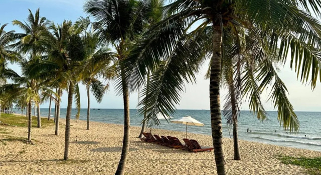 8BR west coast Phu Quoc beach townhouse shared swimming pool, Забронировать Дом для отпуска Виллы Дуонг Того, Вилла