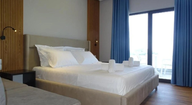 King Hotel Ksamil, Забронировать Отель Отели в центре Ксамил, в центре