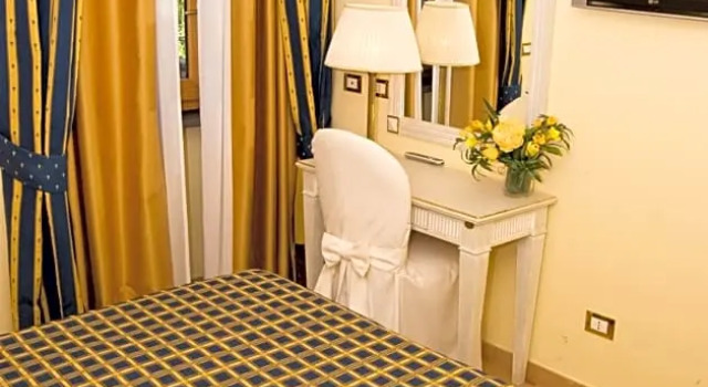 Двухместный номер Economy Hotel La Vue dOr