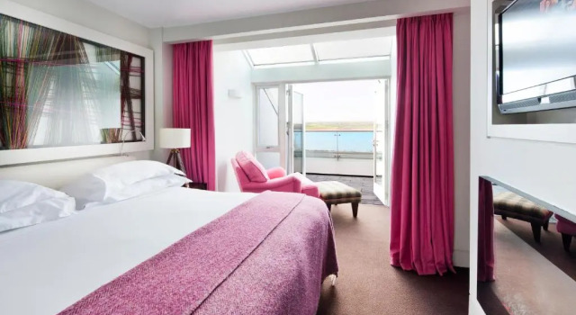 Номер Deluxe Cliff House Hotel