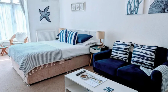 Студия Rose Court Holiday Apartments