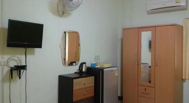 C N Residence, Забронировать Отель Саконнакхон Sakon Nakhon Province