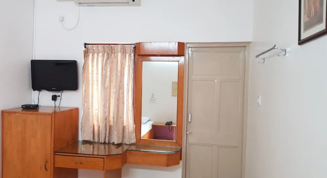 Трёхместный семейный номер Standard Sri Kumara Lodge