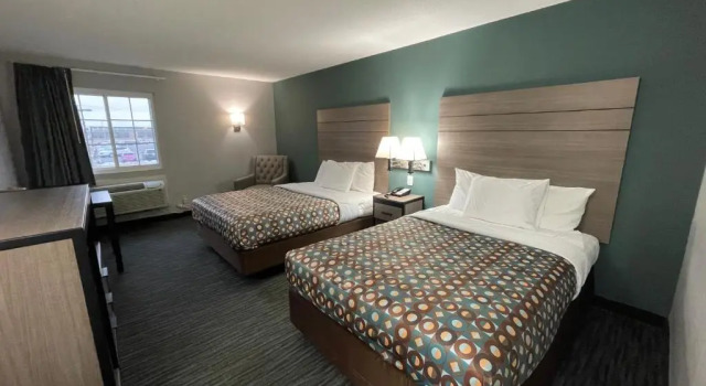 Четырёхместный номер Standard Countryside Inn & Suites Omaha East-Council Bluffs IA