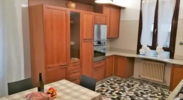 Via Alfieri 23, Забронировать Отель Отели Виченца с парковкой, рядом с Театр Астра, Парковка