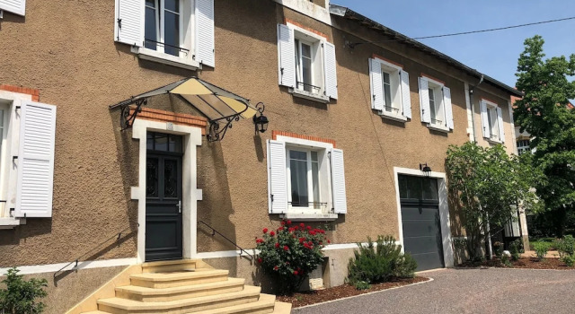 La Parenthèse, Boek Hotel Secourt Moselle