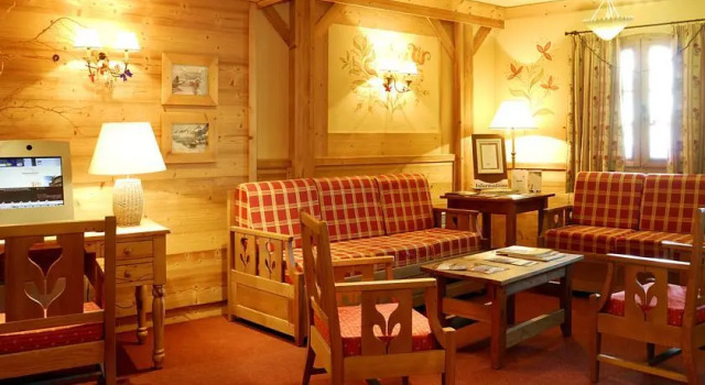Les Chalets de la Mouria, Забронировать Шале Виллы Овернь-Рона-Альпы, Вилла