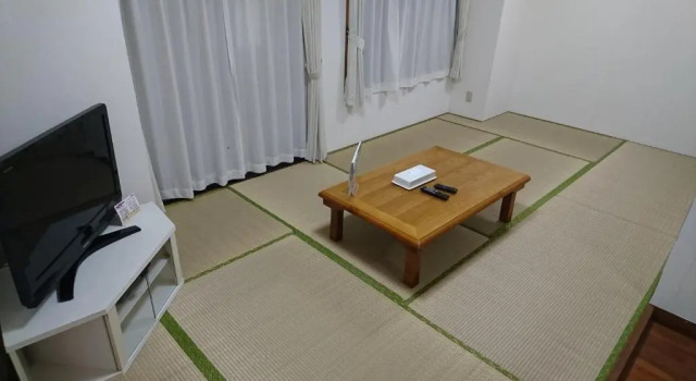 Трёхместный номер Standard Kokusai Towns Inn
