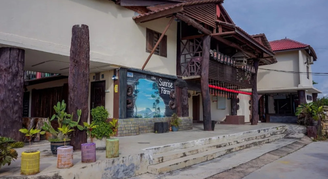 Labis Sunrise Farm Stay