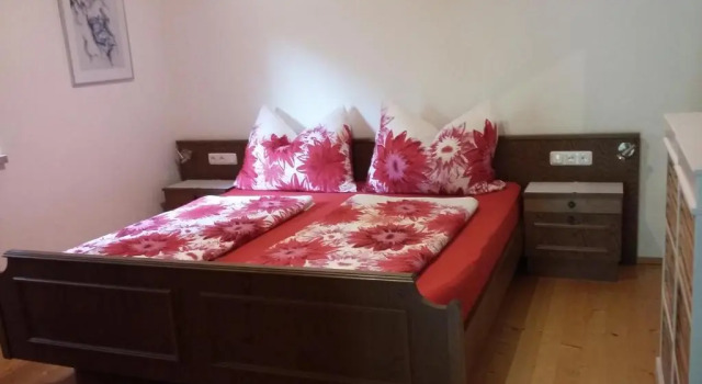 Ferienhaus Edelweiss, Rezervovat Hotel Hotely v Carinthia s parkováním, Parkování