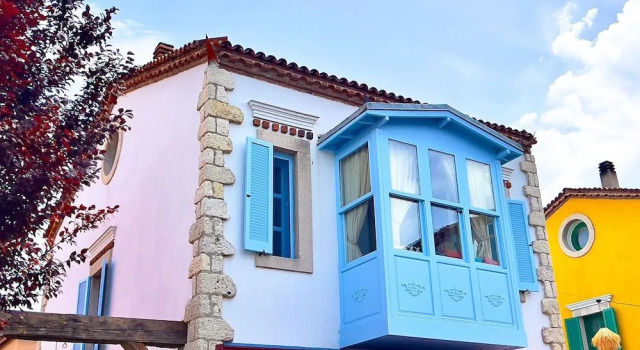 Banana Alaçatı Food & Stay - Adults Only