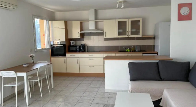 Апартаменты Private apartment for 4 people