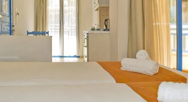 Двухместный номер Standard Astra Village & Suites