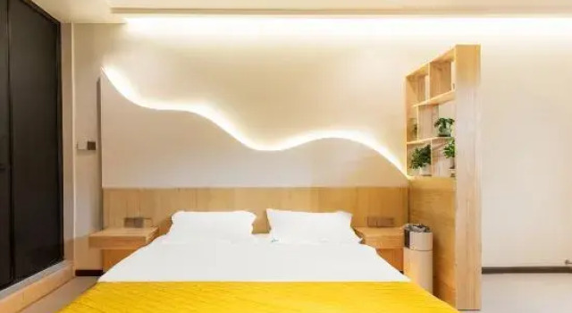 Люкс Deluxe Qianyi Audio-Visual Oxygen Supply Travel Photography Boutique Hotel (Dukezong Ancient City)