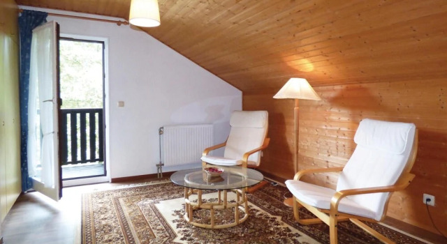 Beautiful Home in Thalfang With 4 Bedrooms and Wifi, Book Hotel Thalfang 