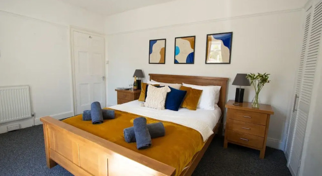 Spacious - Central 2 Bed Apartment, Varaa Huoneisto Asunnot kohteessa Merseyside, Huoneisto