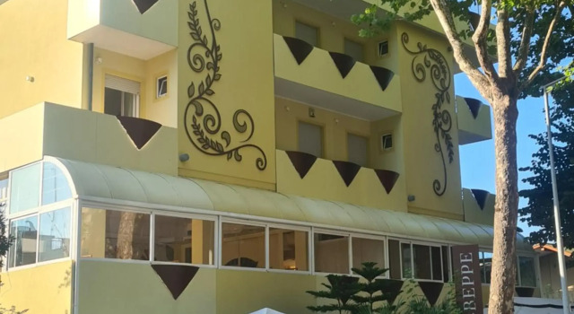 Hotel Beppe, Забронировать Отель Ривабелла Римини