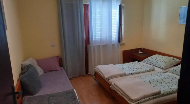 Apartman Goran, Забронировать Апартаменты/квартира Водице Шибенско-Книнская жупания, рядом с Пристань для яхт ACI Водице