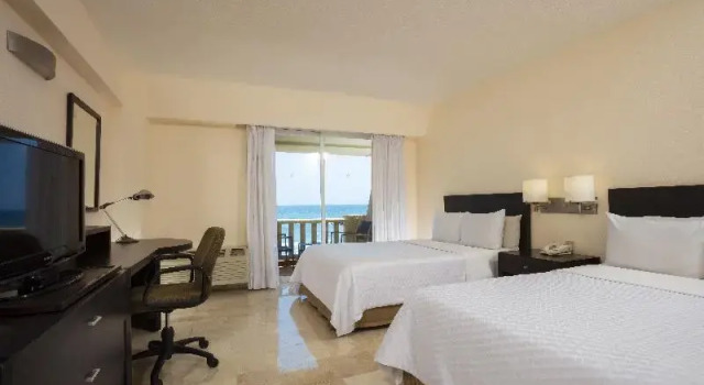 Четырёхместный номер Standard oceanfront Fiesta Inn Veracruz Boca Del Rio