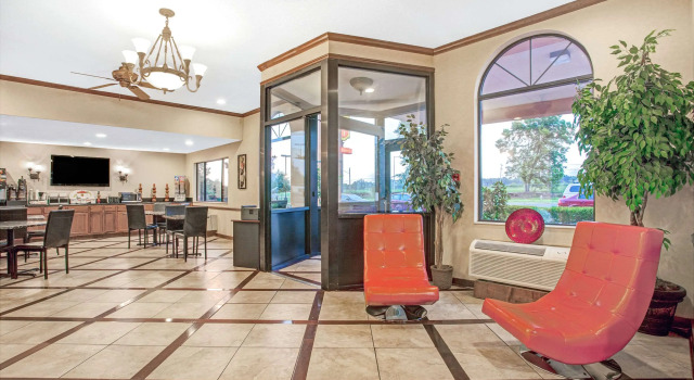 Super 8 by Wyndham Clinton, Boek Hotel Clinton Mississippi