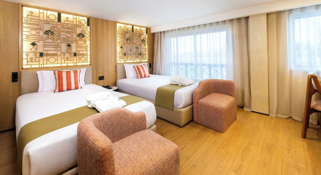 Номер Deluxe MS Esmeralda Nile Cruise from Aswan or Luxor