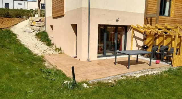 Апартаменты Appartement dans maison, à proximité du village