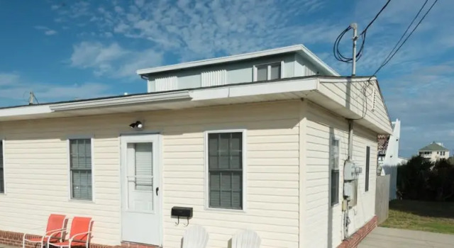 Cg Beach Bungalow #2, Забронировать Отель Норт-Миртл-Бич Миртл-Бич, рядом с Заповедник Расселл-Берджесс-Костал