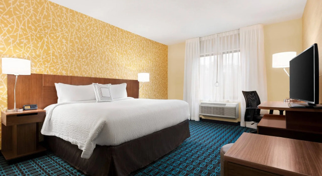Fairfield Inn & Suites by Marriott Charlottesville Downtown/University Area, Prenota Hotel Charlottesville Shenandoah National Park