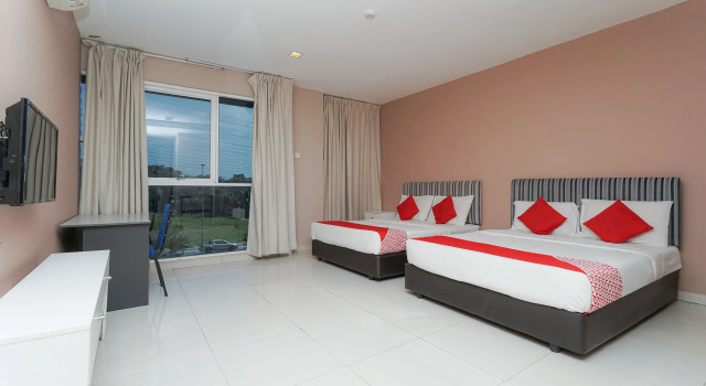 Семейный люкс New Bangi Gateway Hotel