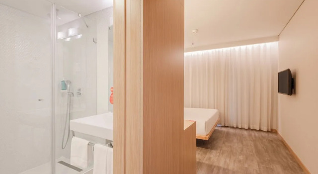Двухместный номер Standard Moov Hotel Porto Norte