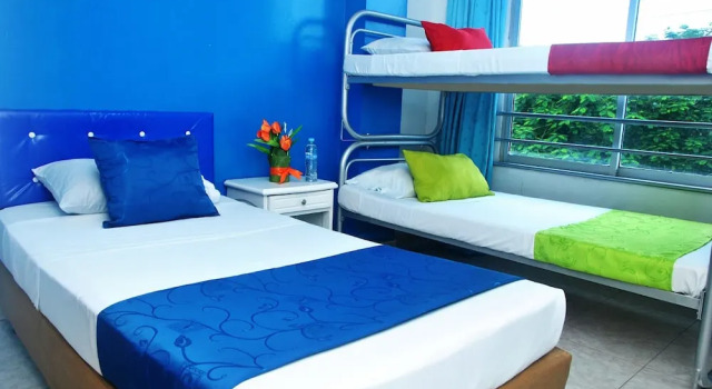 Трёхместный номер Standard Ayenda Hotel Roisa