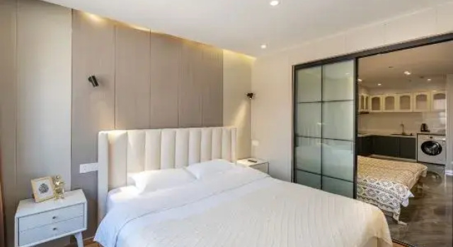 Люкс Deluxe Ru Yuan Hotel (People's Square Changzheng Hospital)